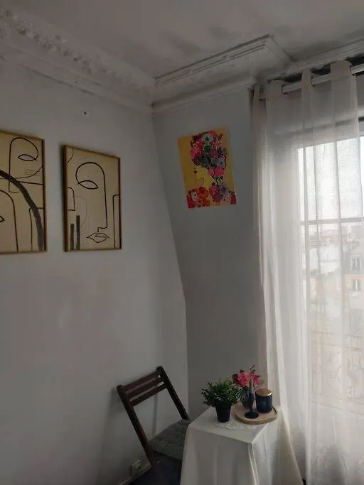 Superbe Studio Vue Tour Eiffel 15 * Paris